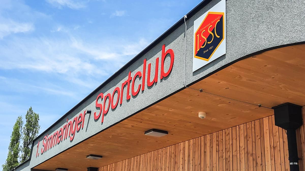 Simmeringer Sportclub Karas Beschriftungen