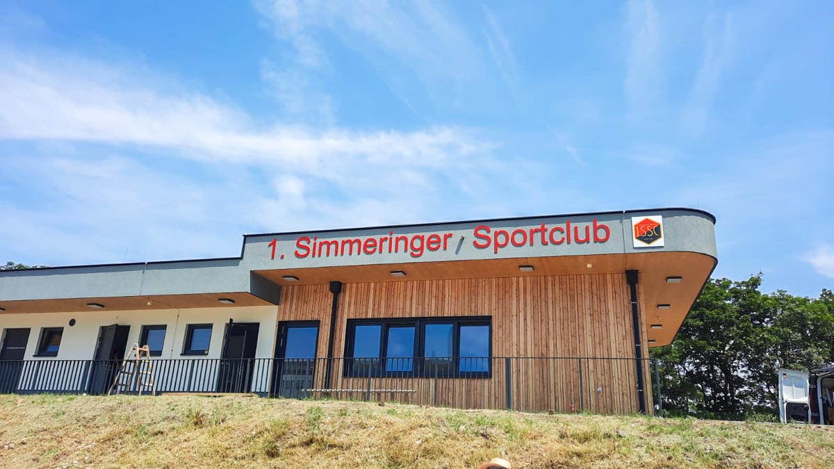 Simmeringer Sportclub Karas Beschriftungen